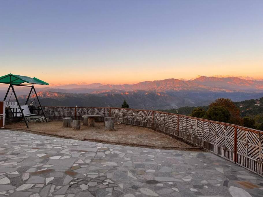 Nilaya - The Himalayan Cottage Ranikhet Exterior foto